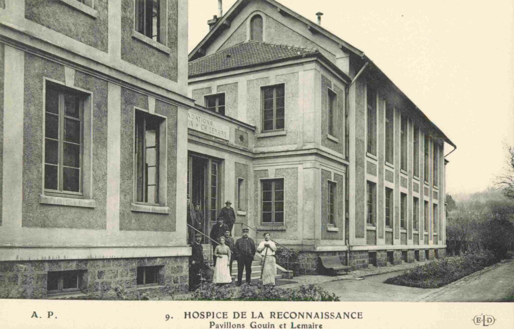 CPA GARCHES, Hospice de la Reconnaissance, Pavillons Gouin et Lemaire (92380)