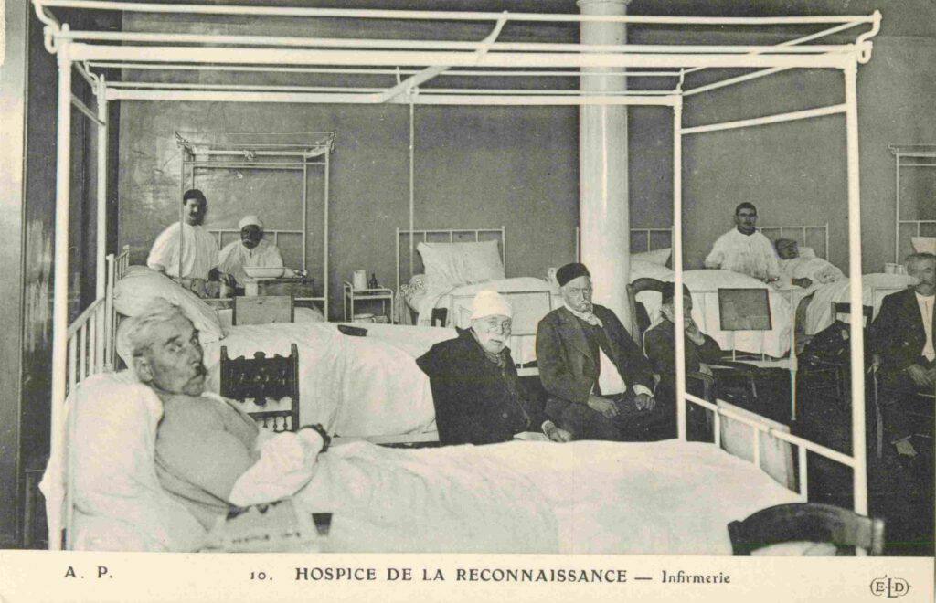 CPA GARCHES Hauts-de-Seine, Hospice de la Reconnaissance, Infirmerie (92380)