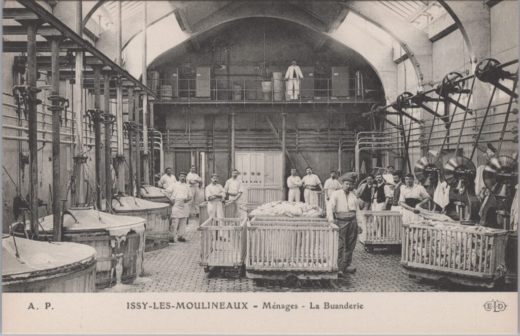 CPA ISSY-Les-MOULINEAUX, Hospice des Petits Ménages, La Buanderie (92130)