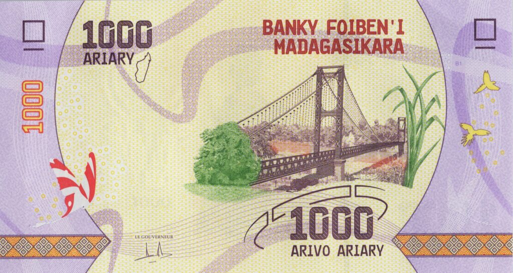 MADAGASCAR billet de 1.000 Ariary de 2017, Pont Kamoro Pick-100(2)