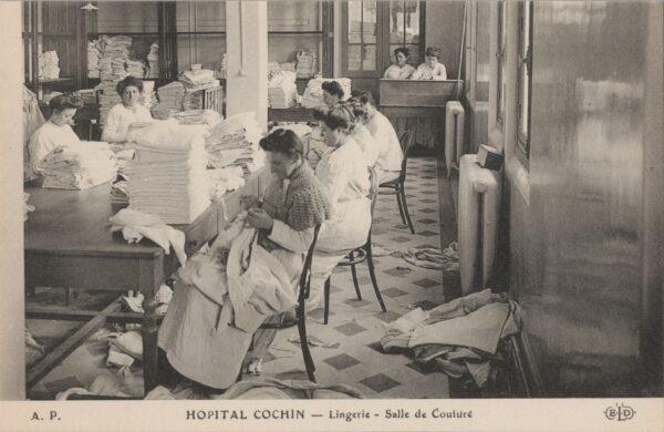 CPA PARIS, Hôpital Cochin, Lingerie - Salle de couture (75014)