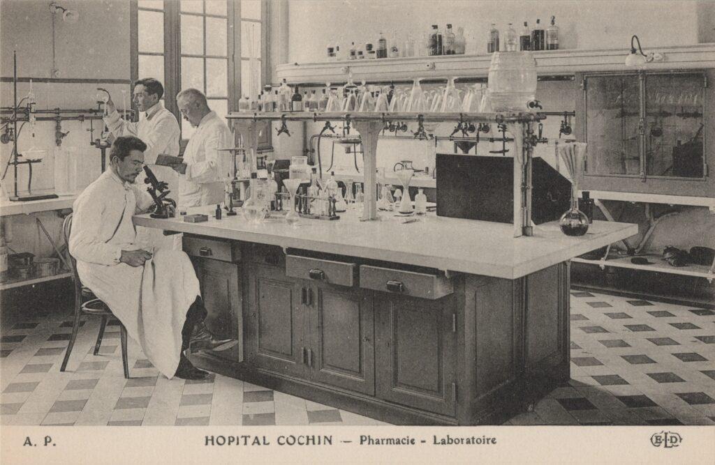 CPA PARIS, Hôpital Cochin, Pharmacie - Laboratoire (75014)