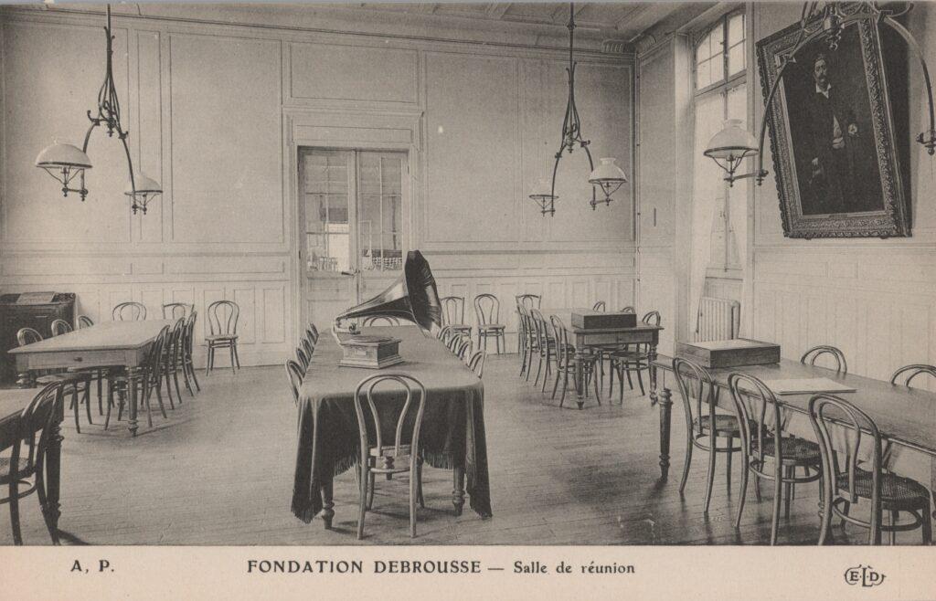 CPA PARIS, Fondation Debrousse - Salle de réunion (75020)