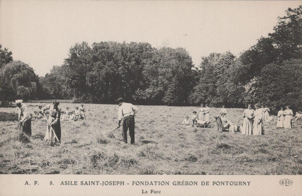 CPA Beaumont-en-Véron, Fondation Grébon de Pontourny, Le Parc (37420)