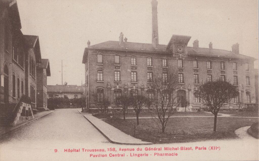 CPA PARIS, Hôpital Trousseau, Pavillon central, Lingerie, Pharmacie (75012)