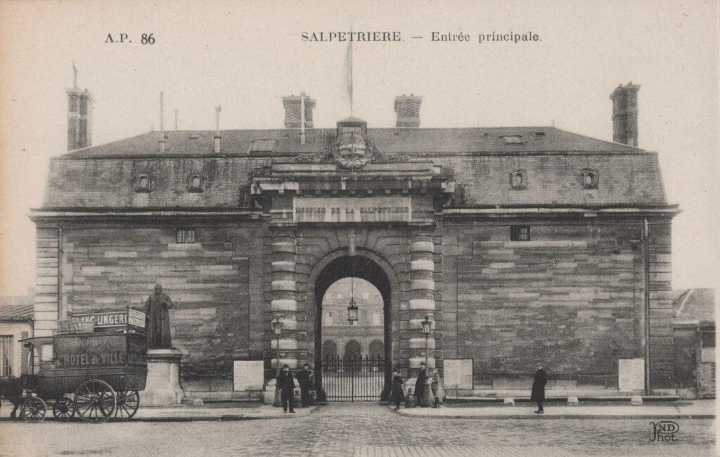 CPA PARIS, Hôpital La Salpétrière, Entrée principale (75013)