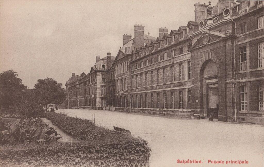 CPA PARIS, Hôpital La Salpétrière, Façade principale (75013)